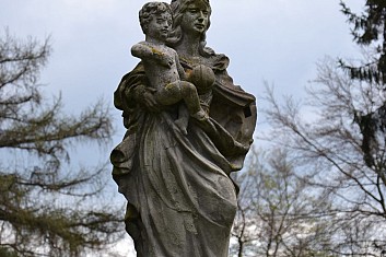 Panna Maria u kapličky (IČ)
