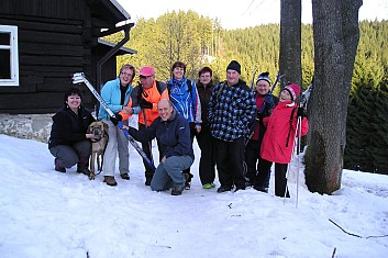 Přišli také turisté z Hodslavic. I s předsedou.