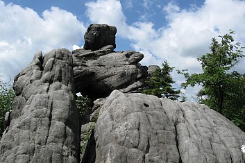 Skály na vrcholu Velké Hejšoviny (VČ)