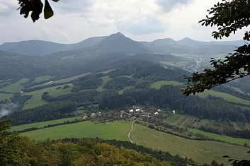 Odměnou za námahu při výstupu je krásný výhled (IČ)