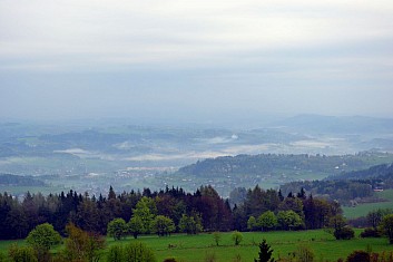 Krajina pod námi byla zamlžená (IČ)