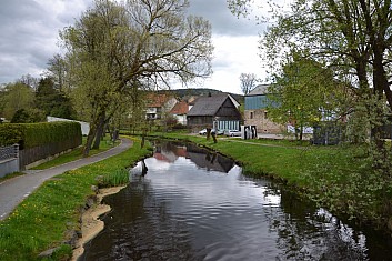 Říčka Ascha v bavorském Schönsee (IČ)