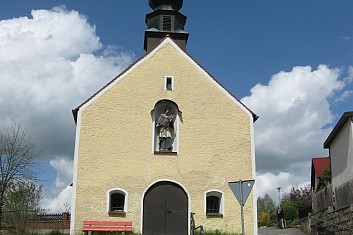 Kaplička se sv. Janem Nepomuckým (VČ)