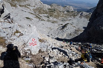 Krkolomný sestup do Žabljaku