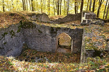 Zub času ohladil stěny až k zemi (IČ)