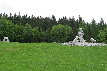 Kamenné sestavy na Sluneční louce (VČ)