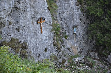 Boží muka ve skalách (IČ)