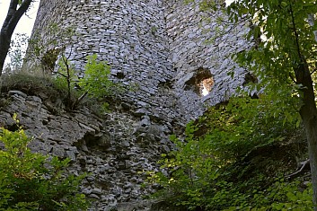 Starý hrad (IČ)