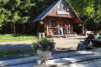 (SK) Občerstvení na Ručičkách.