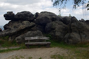 mnoho skalních útvarů nám připomínalo nějaké zvíře. Velbloud, želva, hroch, legendární Falco a další